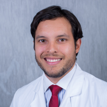 Dr-Gonzalo-Ziegler-staff